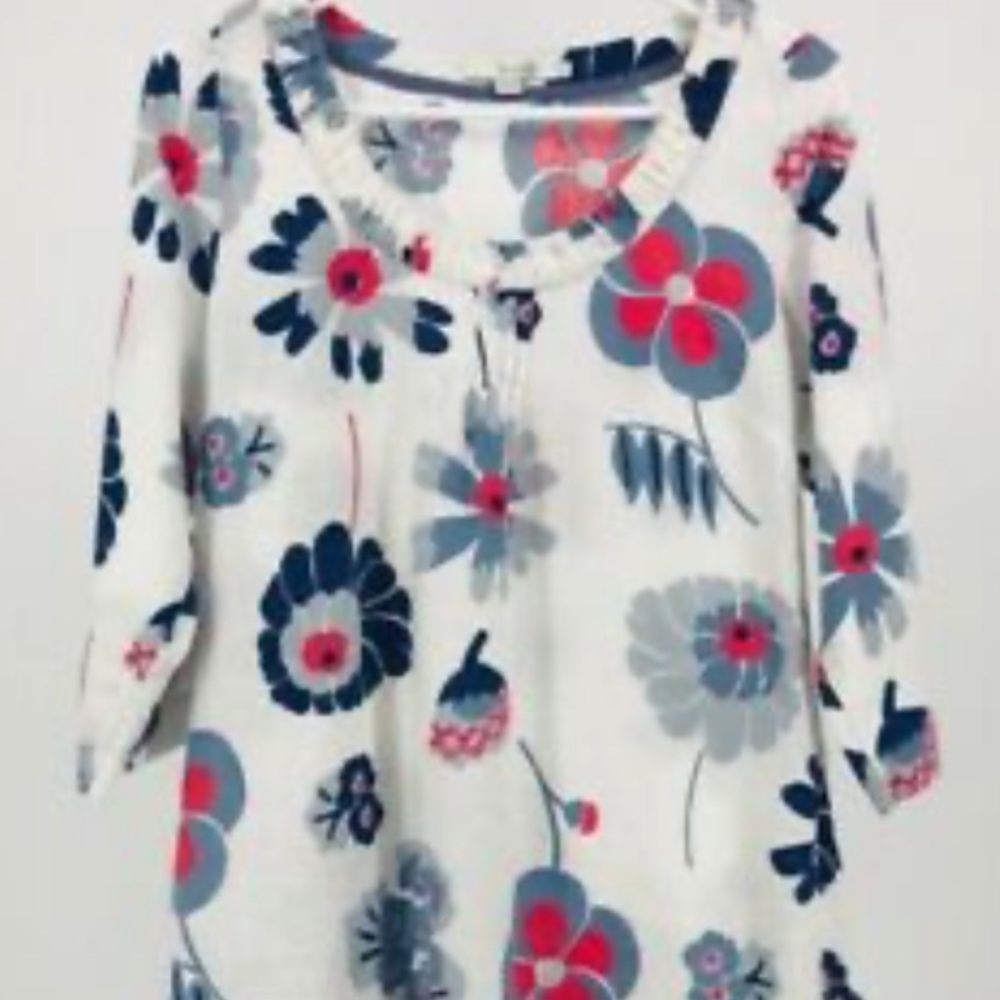 Boden size 2 linen tee